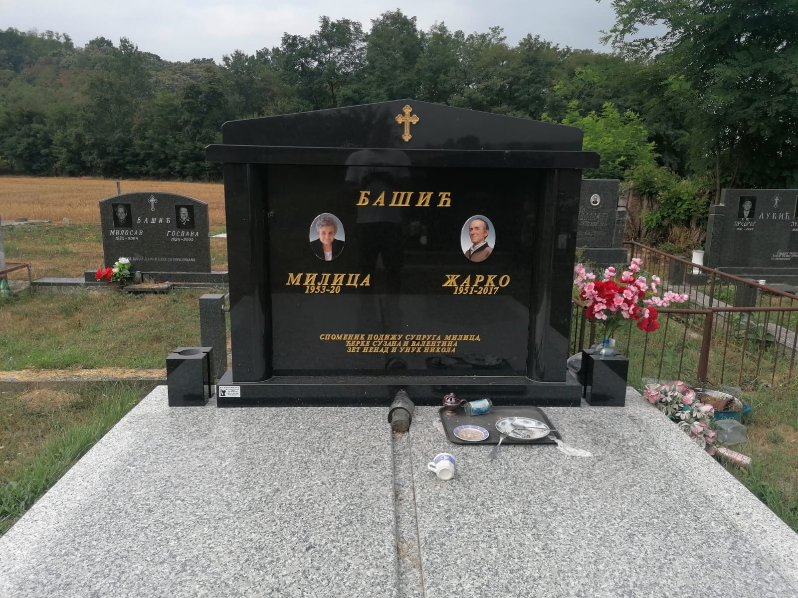 Izrada Nadgrobnih Spomenika