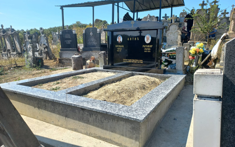 Izrada Nadgrobnih Spomenika Rača