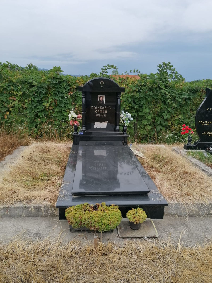 Izrada Nadgrobnih Spomenika